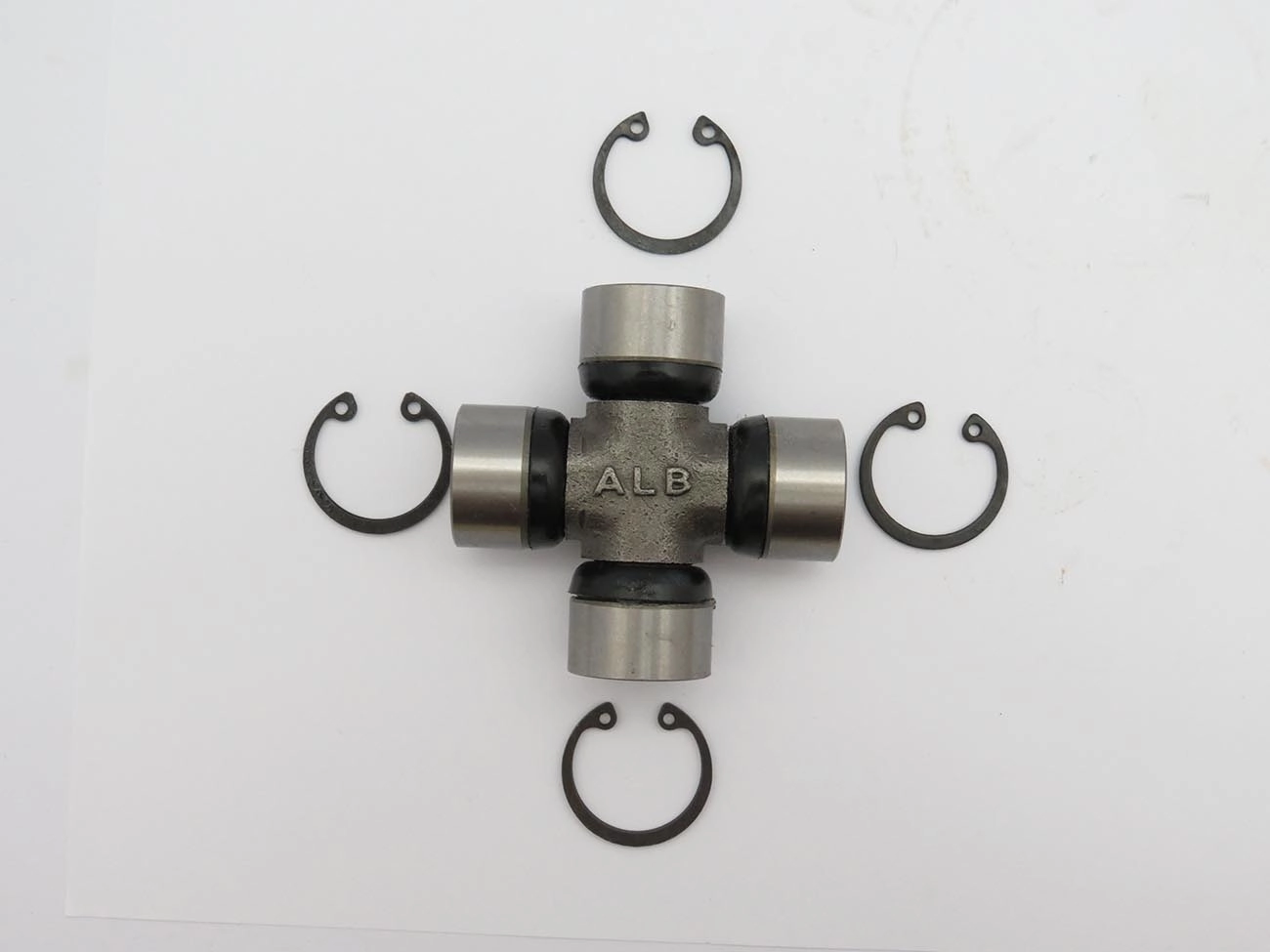 CRUZETA CARDAN FORD CORCEL/BELINA 70/77 - GM OPALA /74