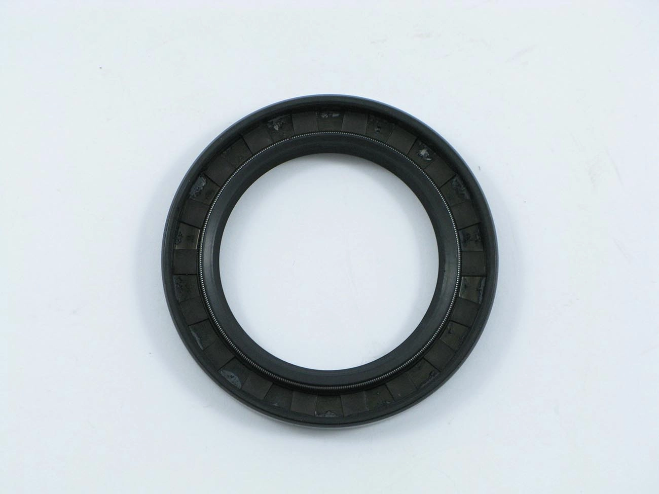 RETENTOR RODA DIANTEIRA VW KOMBI 1600 83/ FREIO A DISCO