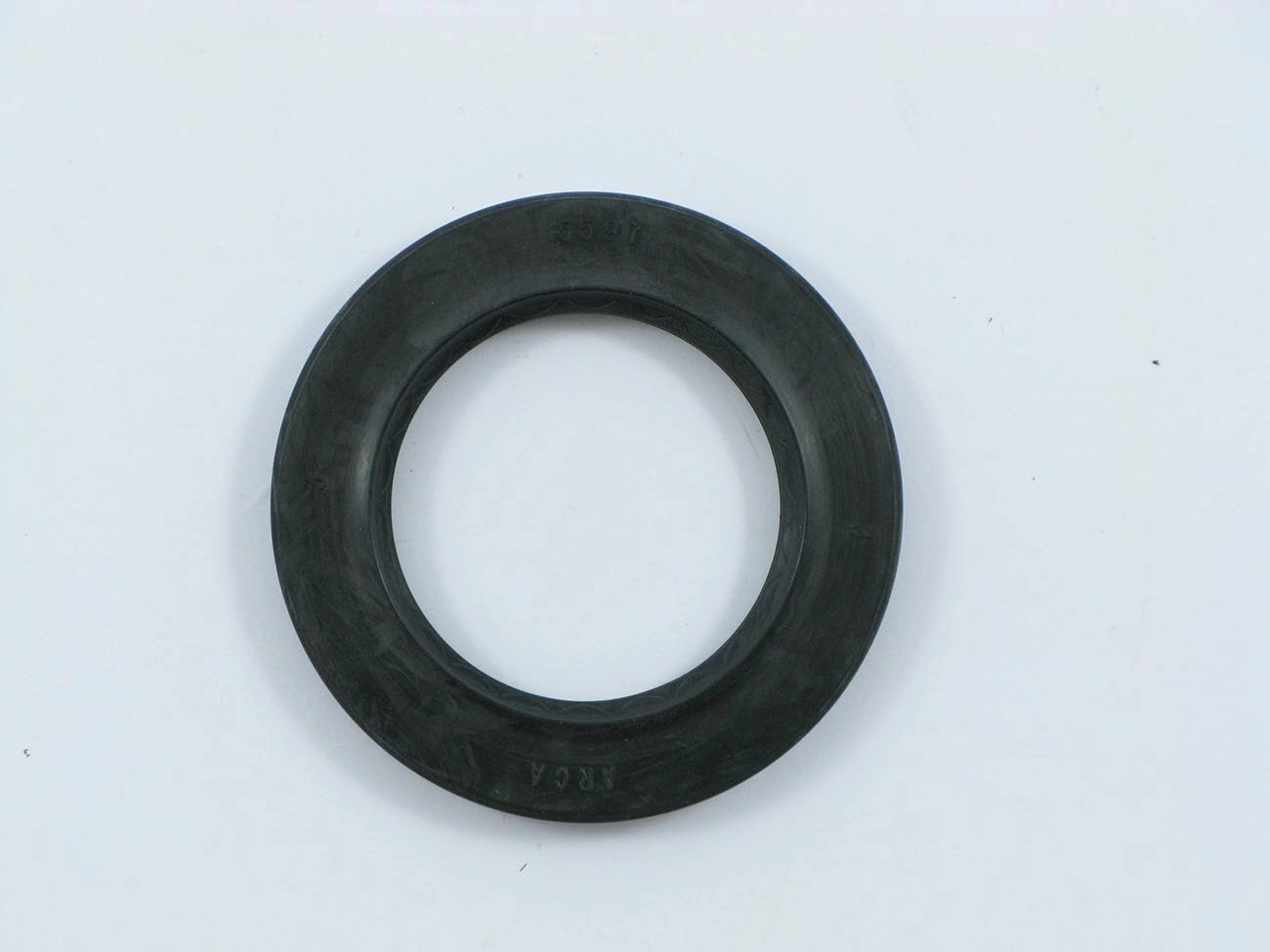 RETENTOR RODA TRASEIRA FORD CORCEL/BELINA/DEL REY/PAMPA 4X2