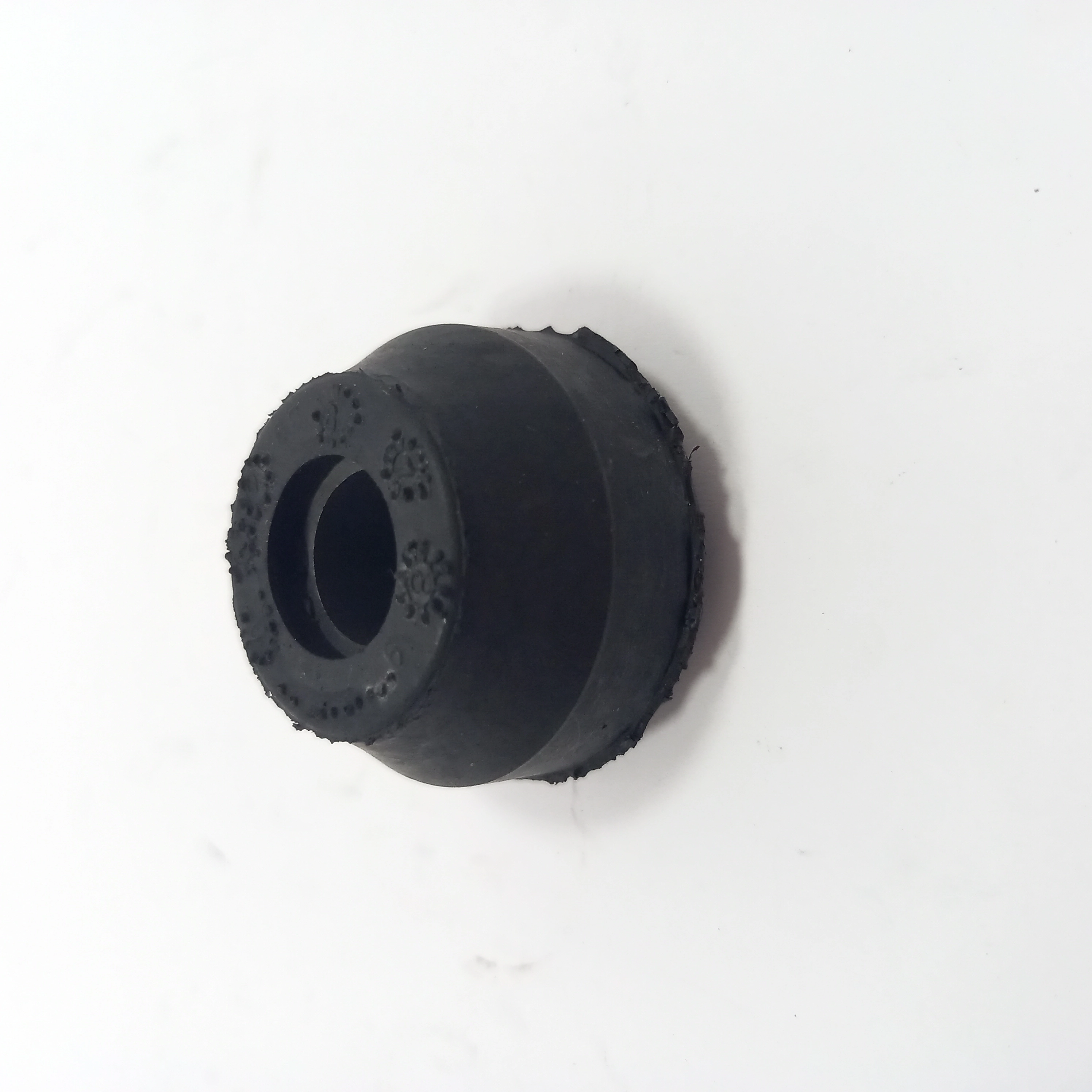 BUCHA BRAÇO TENSOR SUSPENSÃO DIANTEIRA TIRANTE FORD CORCEL/BELINA/DEL REY/PAMPA 85/ DIANTEIRO