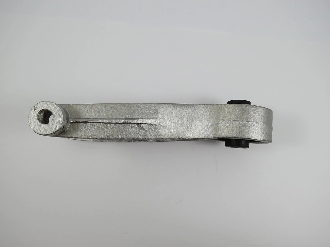 COXIM LIMITADOR HORIZONTAL TRASEIRO DIREITO MOTOR GM NOVO CORSA/MERIVA/MONTANA 02/12