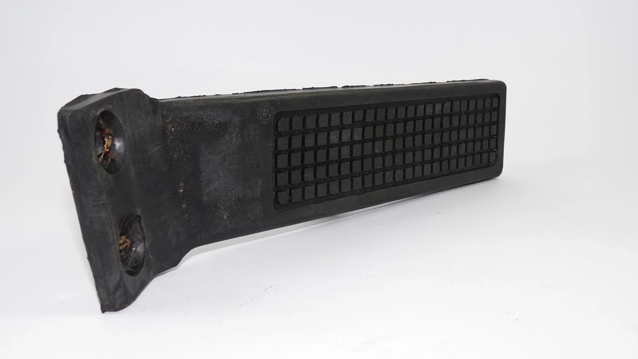 PEDAL ACELERADOR FORD F-600/11000/21000 - 72/