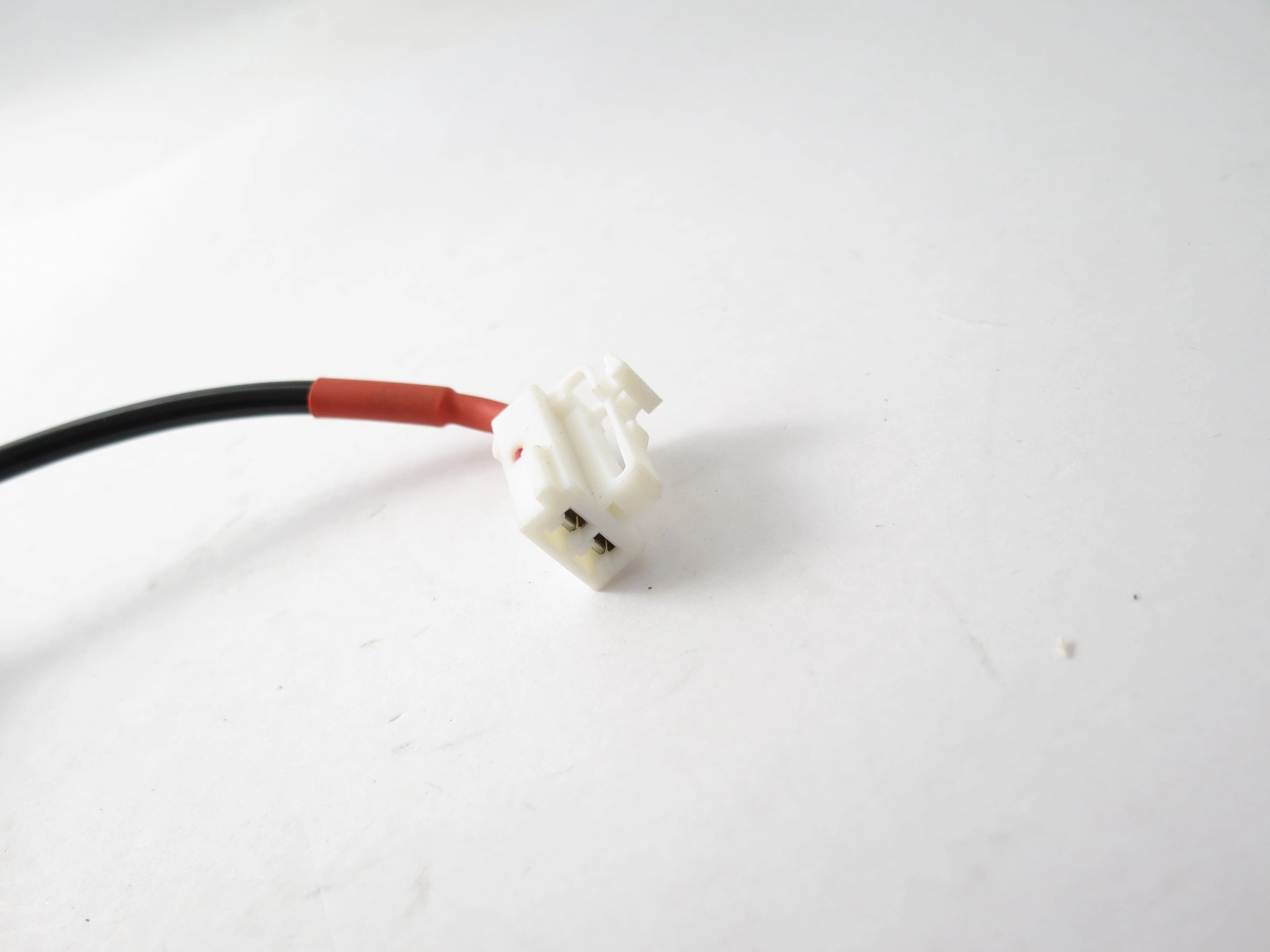 SENSOR DE VELOCIDADE RODA ABS - HYUNDAI TUCSON 06/17 - KIA SPORTAGE 2.0 11/16 - TRASEIRO DIREITO