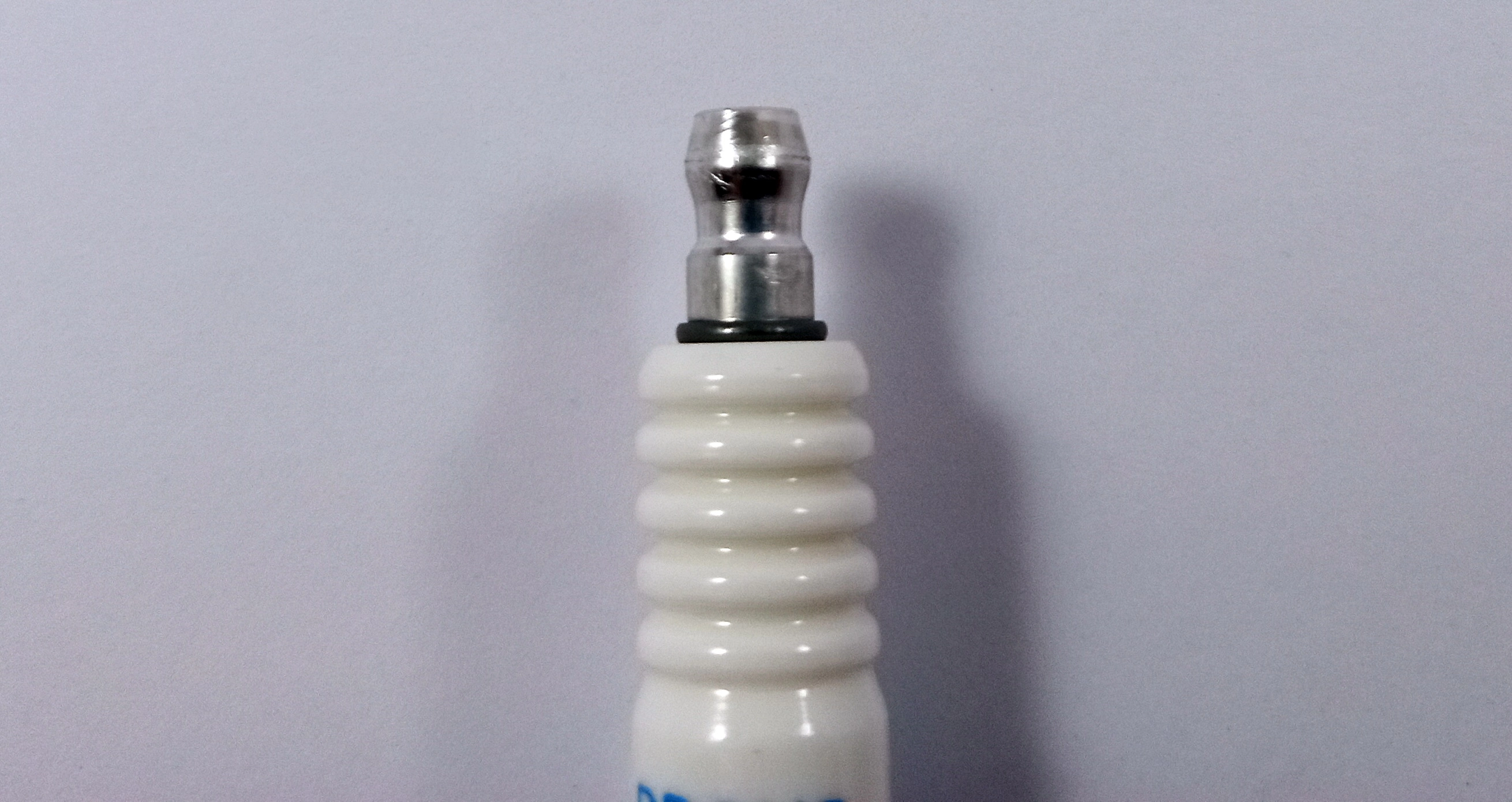 VELA DE IGNICAO APRILIA AREA51 / SR RACING 50 / DAELIM MESSAGE / KASINSKI PRIMA