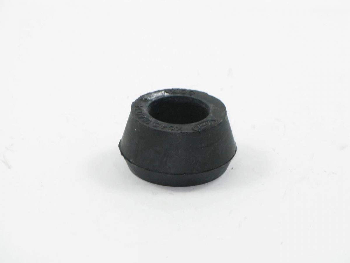 BUCHA AMORTECEDOR FORD CARGO 1215/1415/1422/1617/1622/1630/2422/4030 - DIANTEIRO