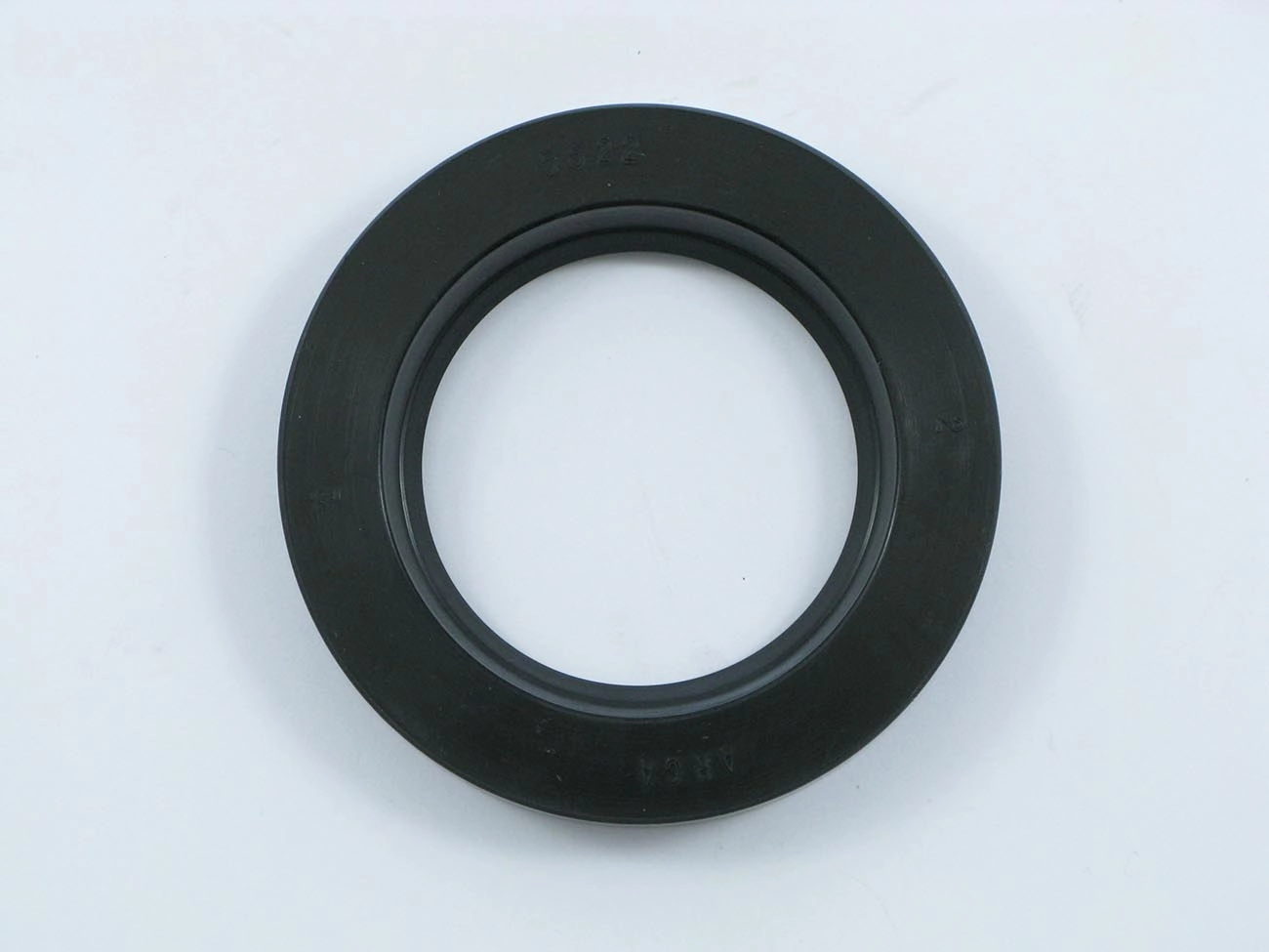 RETENTOR UNIVERSAL AGRÍCOLA CUBO DE RODA JACTO - 49,20X76,05X12,70MM