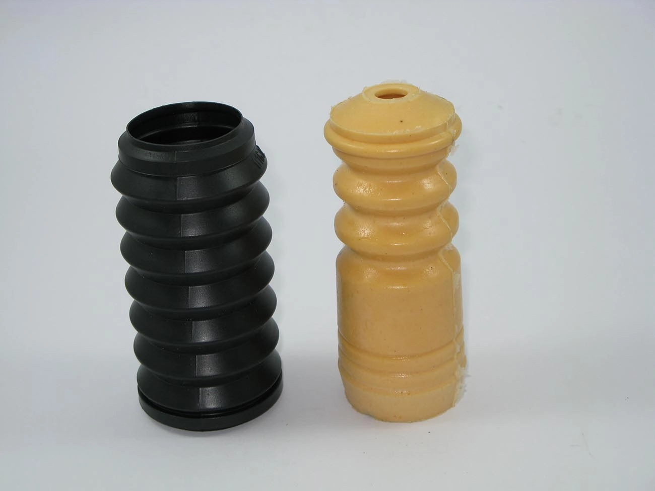 KIT AMORTECEDOR TRASEIRO BATENTE COIFA FORD ESCORT/VERONA 93/