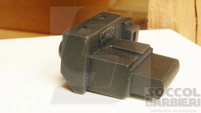 INTERRUPTOR DE FREIO - GM CORSA/VECTRA 2006/ - S-10 96/2000 - S-10 2.8