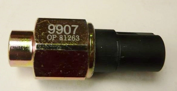 INTERRUPTOR PRESSÃO DIREÇÃO HIDRÁULICA RENAULT CLIO/SCENIC - 7/16X20