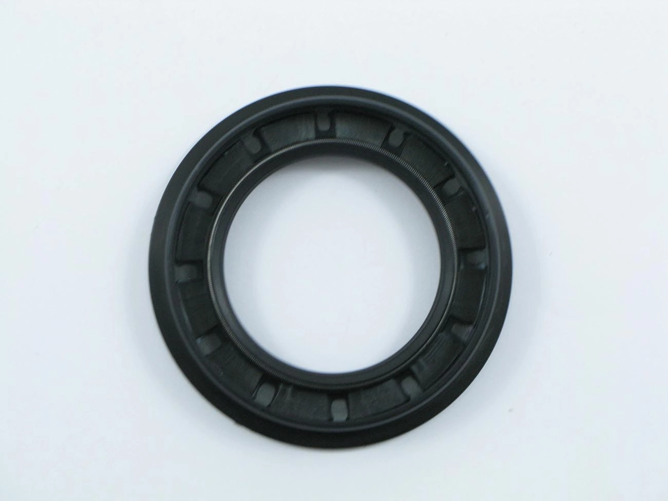 RETENTOR RODA DIANTEIRA GM OPALA/CARAVAN 76/