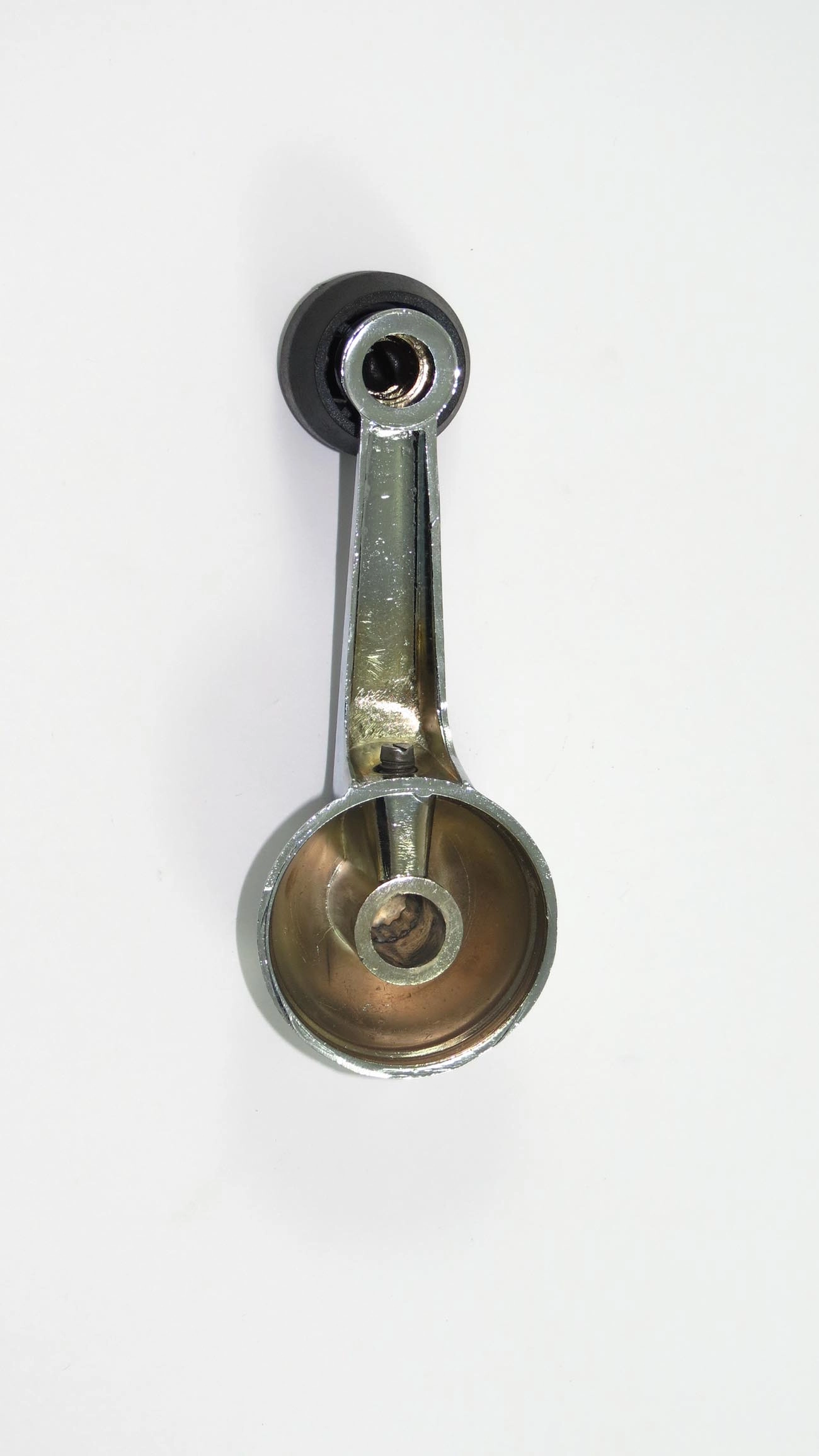 MANIVELA VIDRO GM A/C/D-10/14/60 /80 - CROMADA C/PARAFUSO - METAL