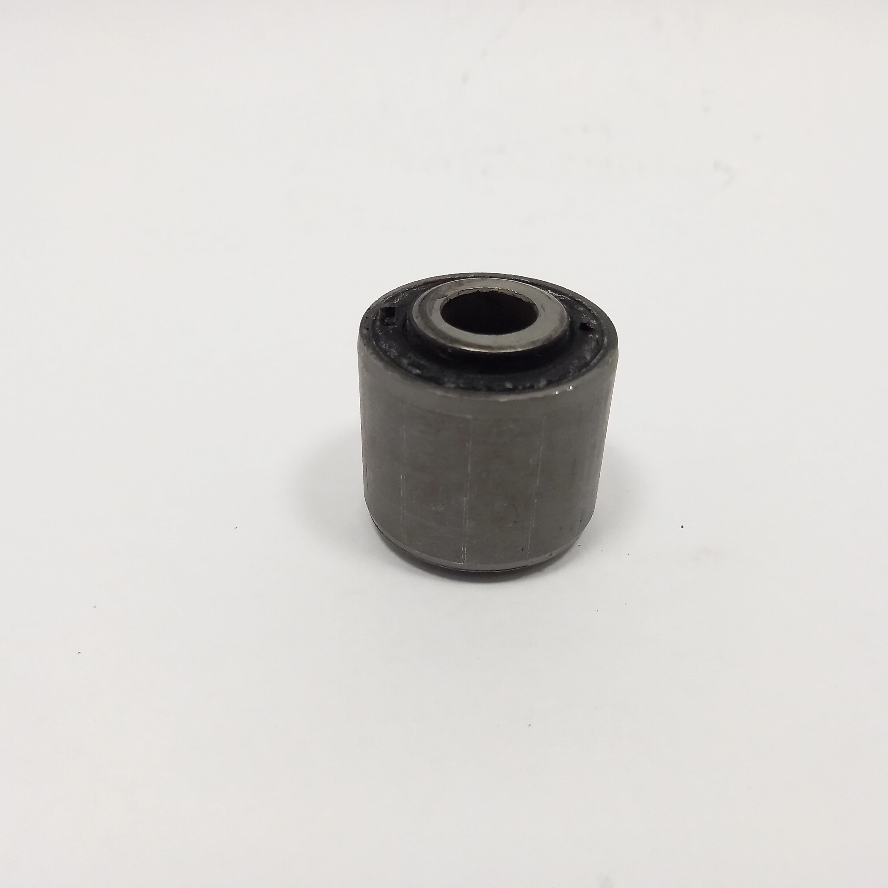BUCHA INFERIOR AMORTECEDOR TOYOTA HILUX 2005/ - SUSPENSÃO DIANTEIRA