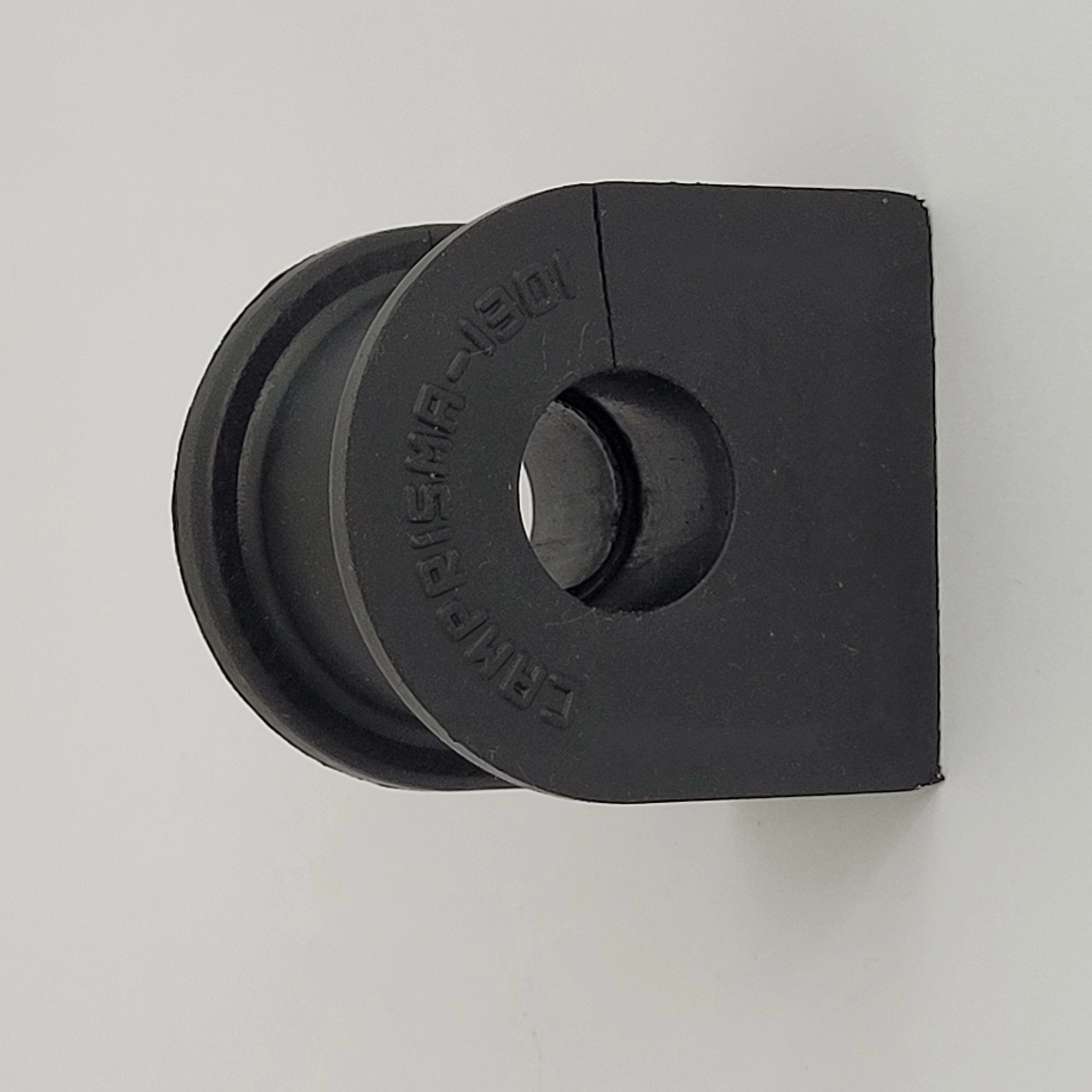 BUCHA DO ESTABILIZADOR DIANTEIRO FORD TRANSIT 08/ - FURO 19MM