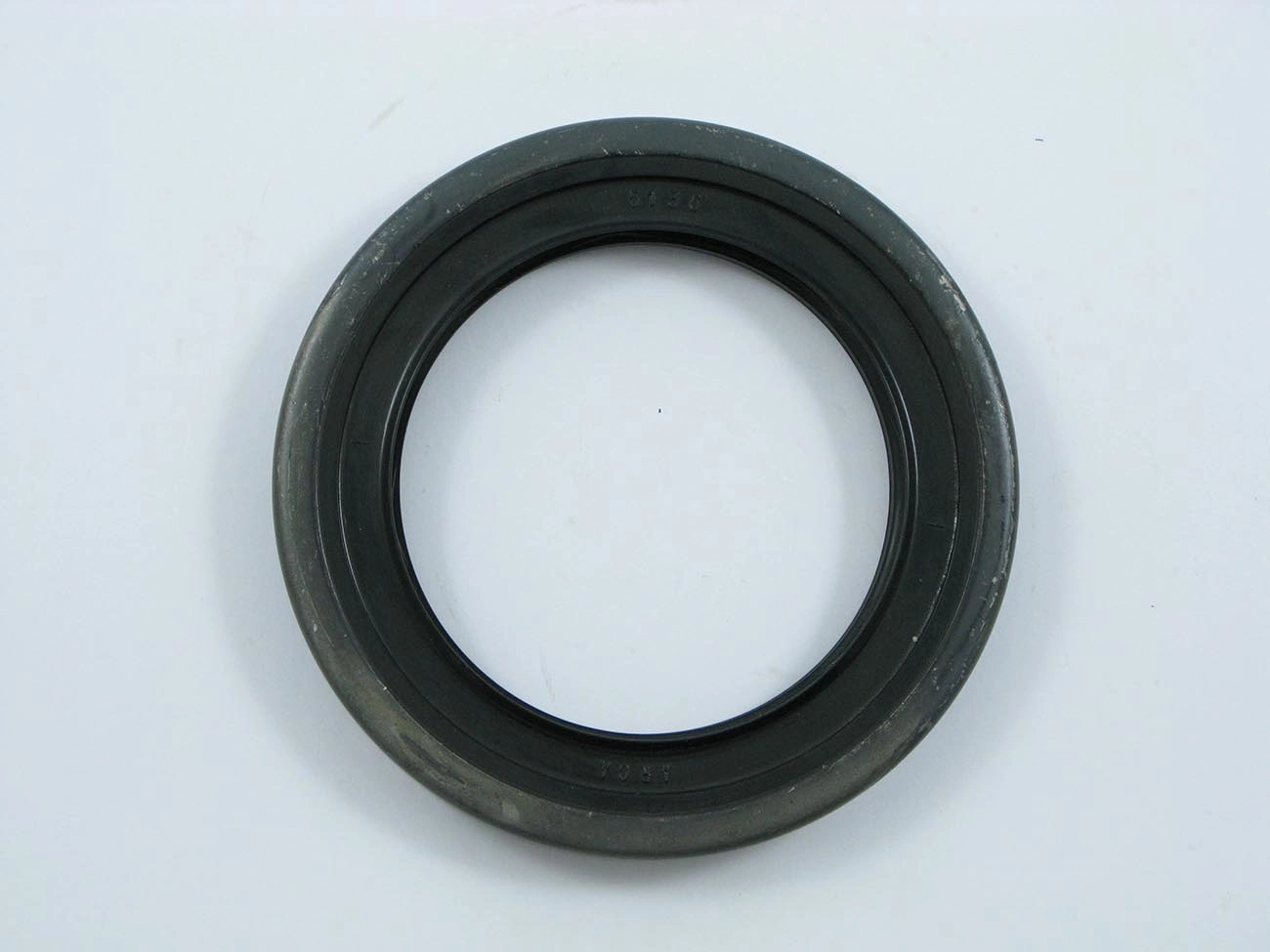 RETENTOR RODA TRASEIRA GM A/C/D-40