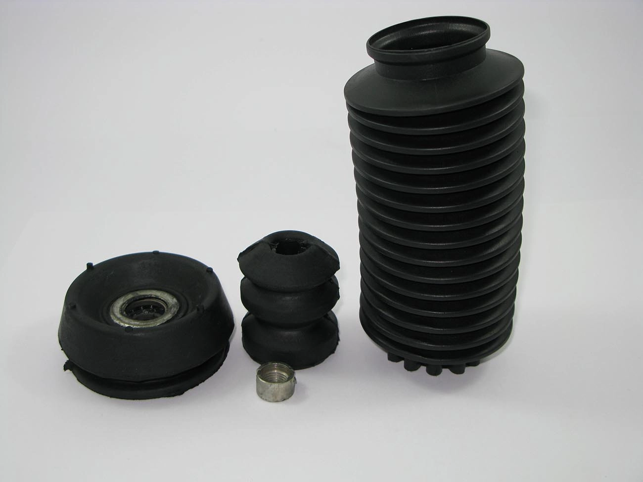 KIT AMORTECEDOR DIANTEIRO COMPLETO COXIM COM ROLAMENTO/BATENTE/COIFA VW PASSAT/GOL/VOYAGE