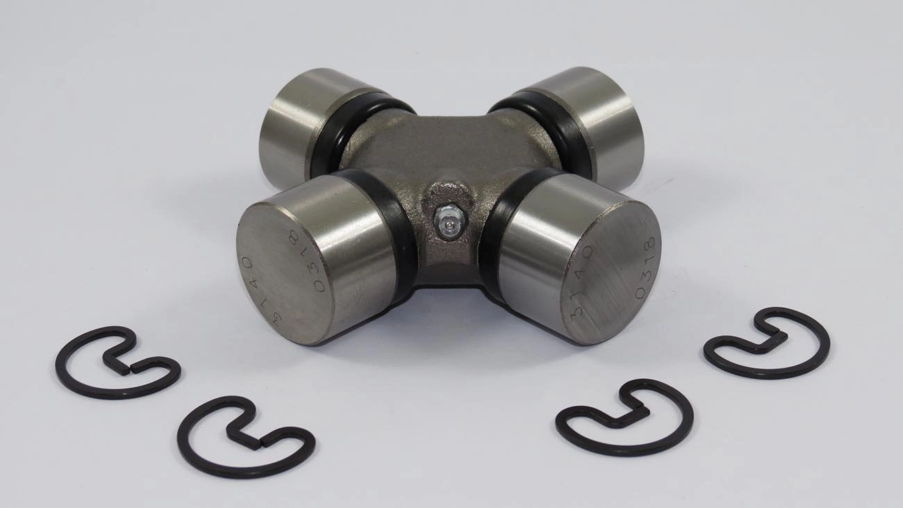 CRUZETA CARDAN VW 8.140/9.140/11.130/11.140/11.160/12.140/13.130 - 34X106MM QUATRO CHAVETAS EXTERNAS