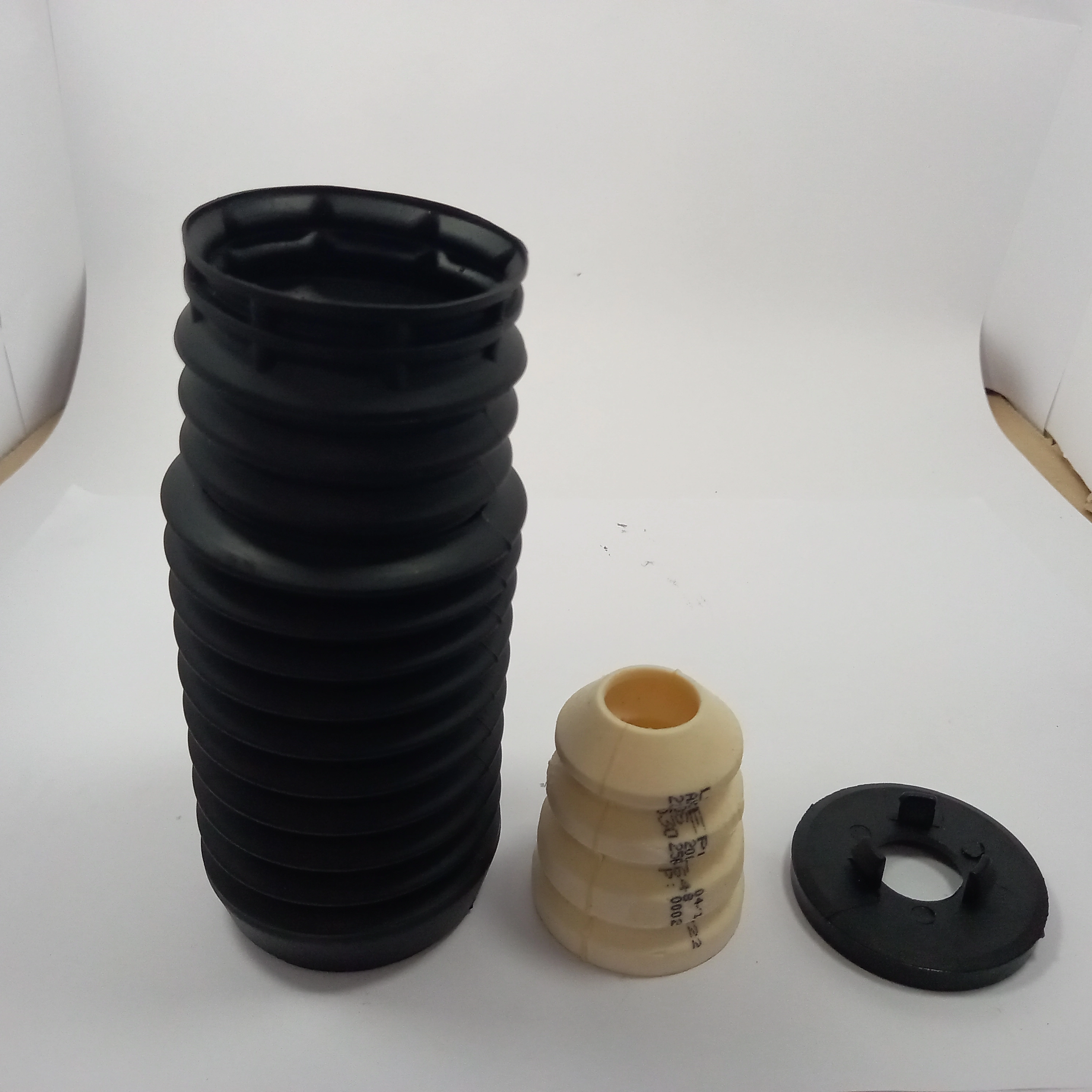 KIT AMORTECEDOR DIANTEIRO FORD NOVO FIESTA 1.0/1.6 02/ - ECOSPORT 03/12 - BATENTE E COIFA