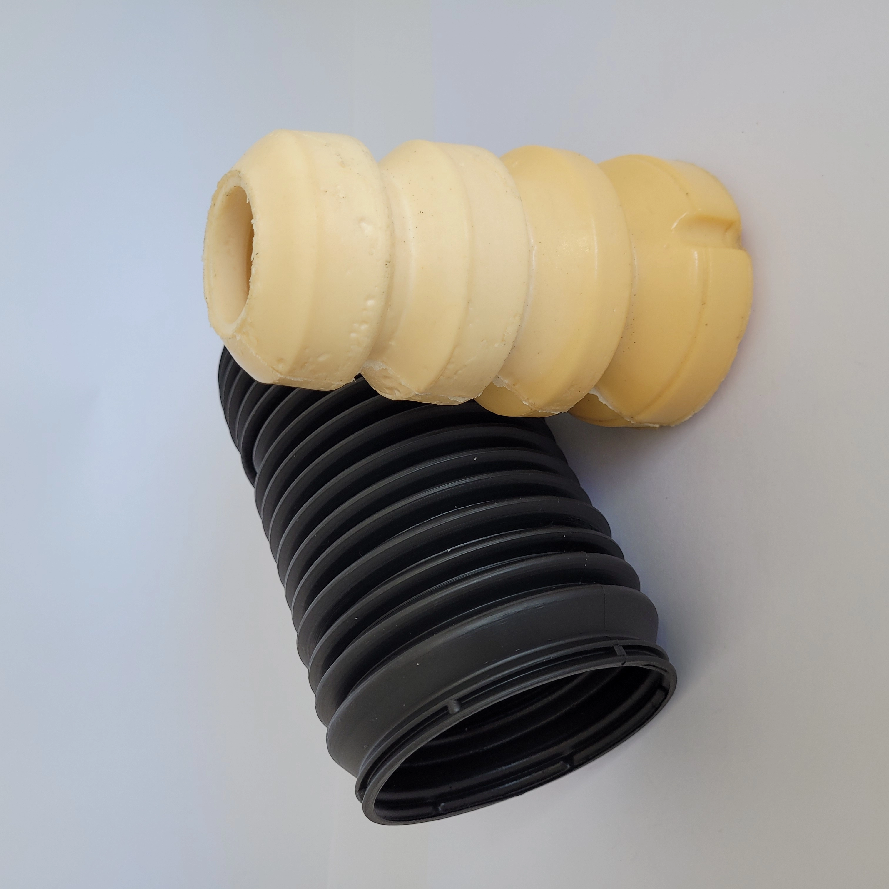 KIT AMORTECEDOR DIANTEIRO RENAULT MASTER 2013/ - BATENTE E COIFA