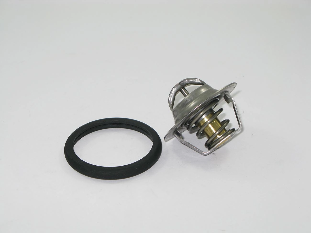 VÁLVULA TERMOSTÁTICA TOYOTA ETIO 1.3/1.5 2011/2016