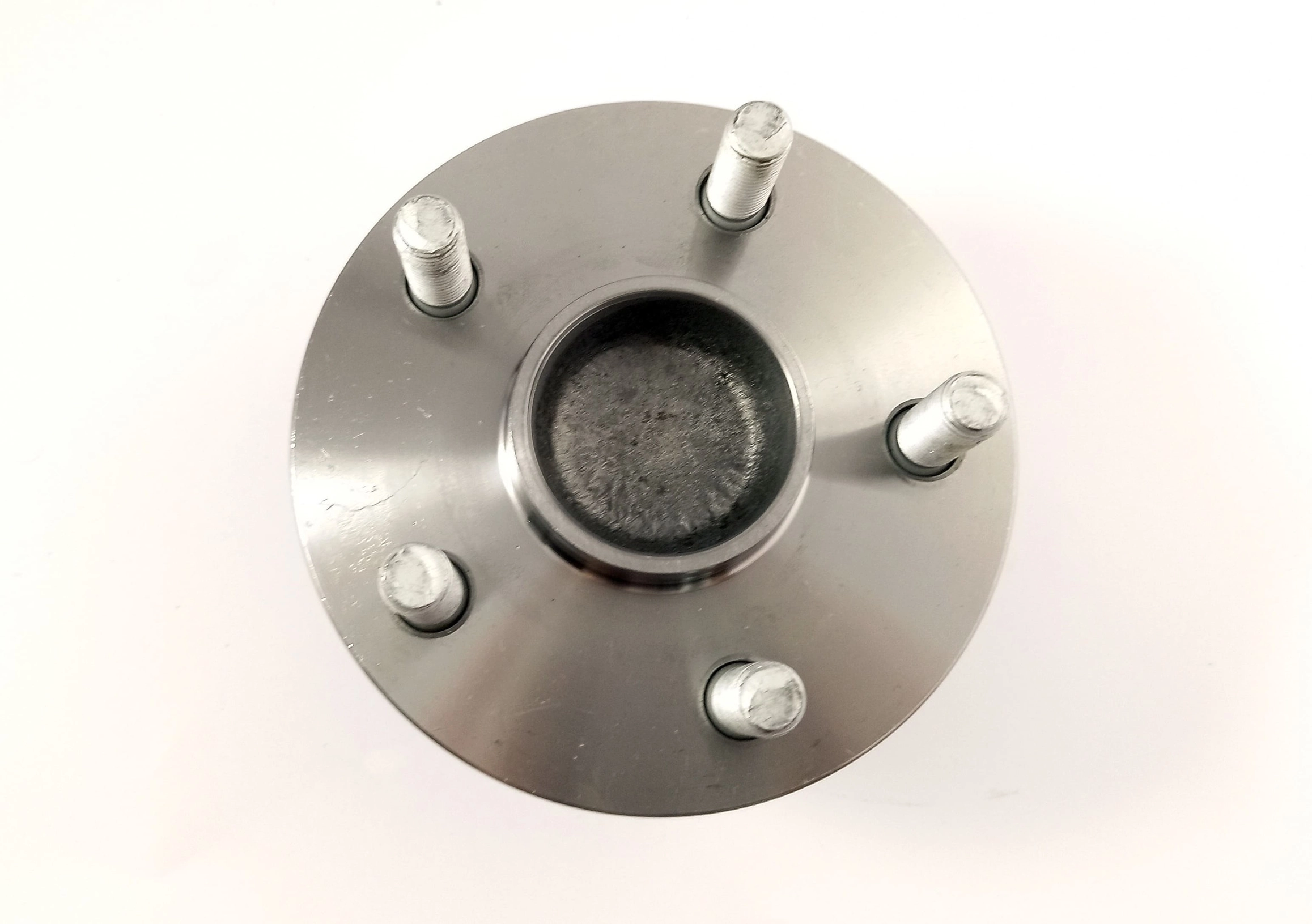 CUBO TRASEIRO COM ROLAMENTO SEM ABS TOYOTA COROLLA 2009/ - 5 FUROS
