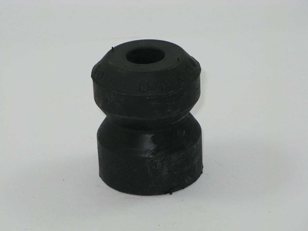 BATENTE SUSPENSAO VW 7.100/8.140