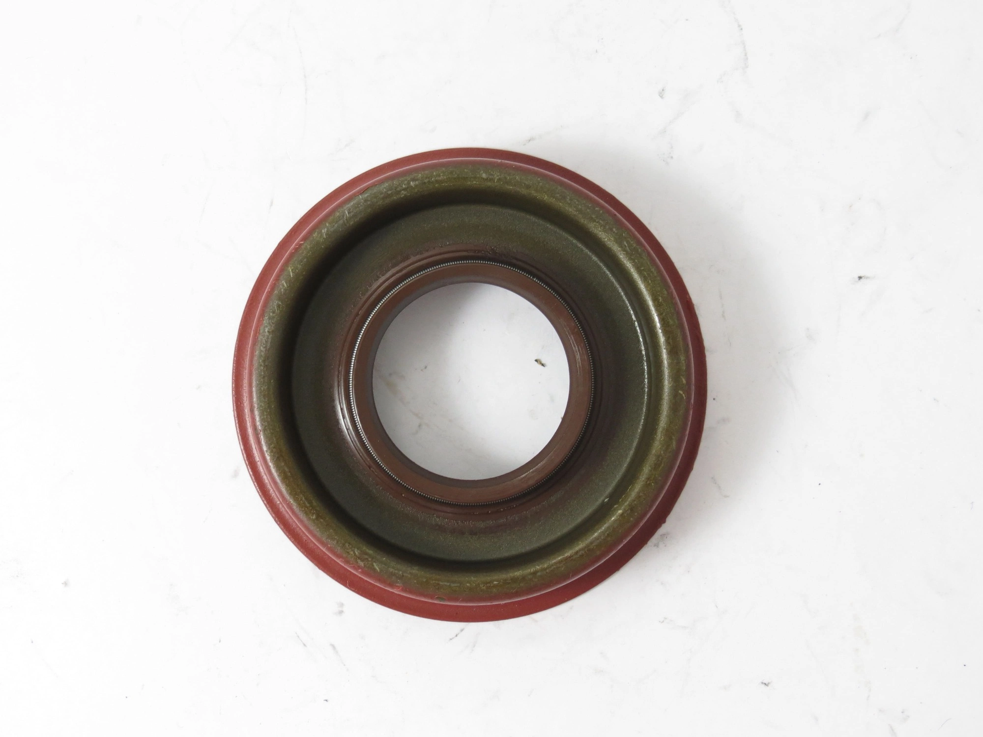 RETENTOR SAÍDA TRANSMISSÃO DIANTEIRA GM S-10/BLAZER 98/11 4X4 - 29,90X62,15X68,50X12,70MM