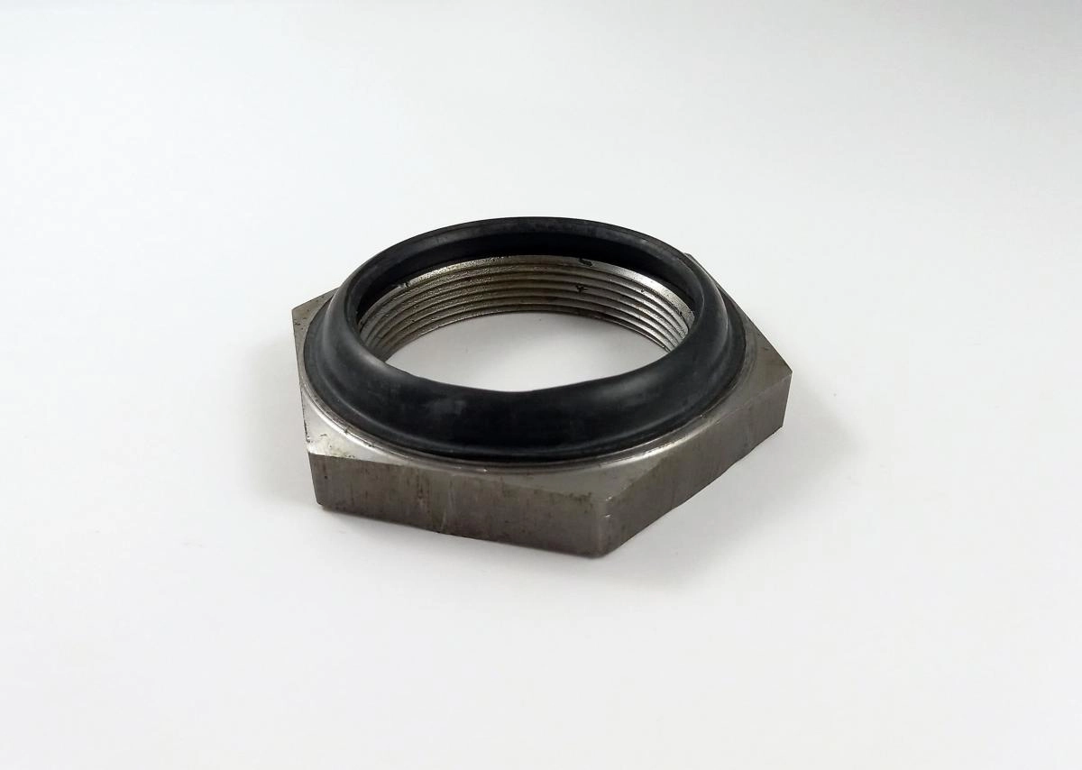 PORCA DA CARCAÇA COM RETENTOR - FORD F750/F13000 /92 - GM D70 - VW 13130/14140 - EXTERNA COM RETENTO