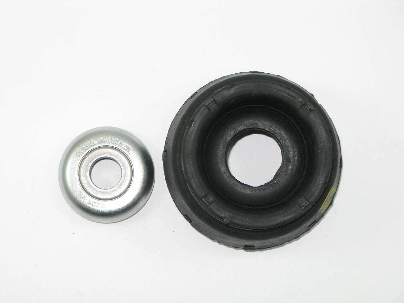 COXIM/SUPORTE AMORTECEDOR DIANTEIRO COM ROLAMENTO LADO DIREITO/ESQUERDO VW GOLF 98/AUDI A3 BORA/NEW BEETLE 99/ NOVO GOL/SAVEIRO 08/