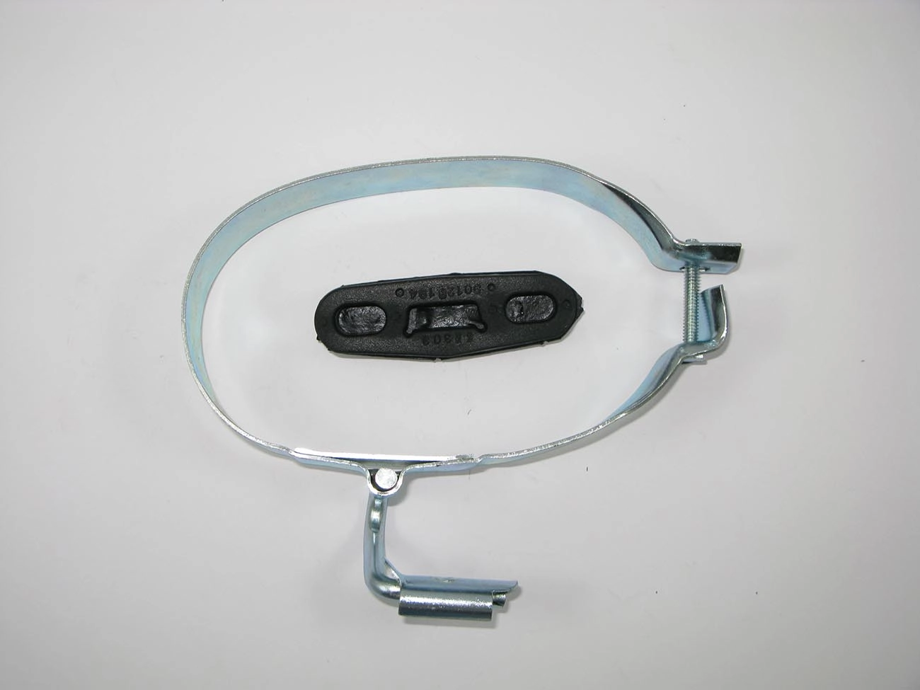 KIT ABRAÇADEIRA BORRACHA ESCAPAMENTO ABRACADEIRA GM MONZA/KADETT
