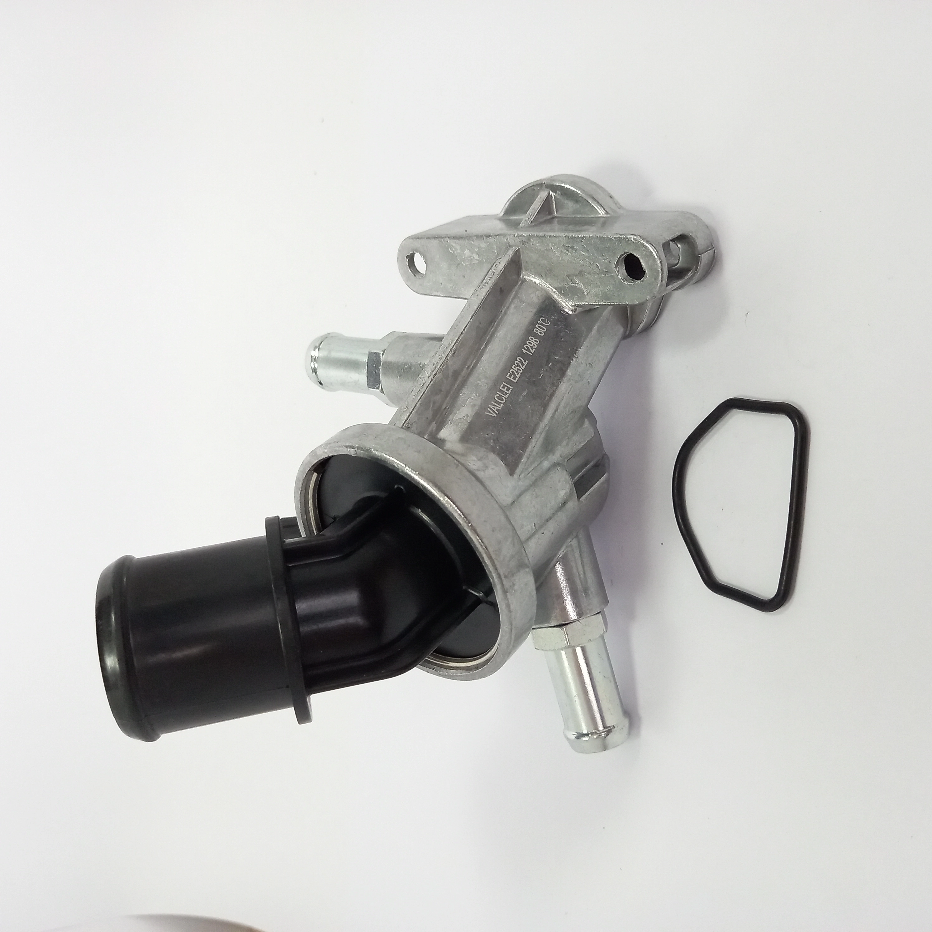 VALVULA TERMOSTATICA COM CARCACA ALUMINIO COM SENSOR NOVA S-10/TRAIL BLAZER 2.5/2.8 2014/2019