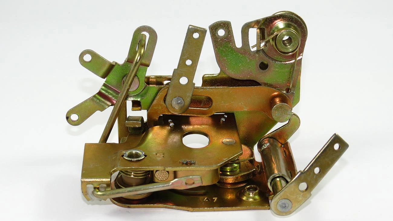 FECHADURA PORTA GM CHEVETTE 87/ MONZA TODOS - DIREITA
