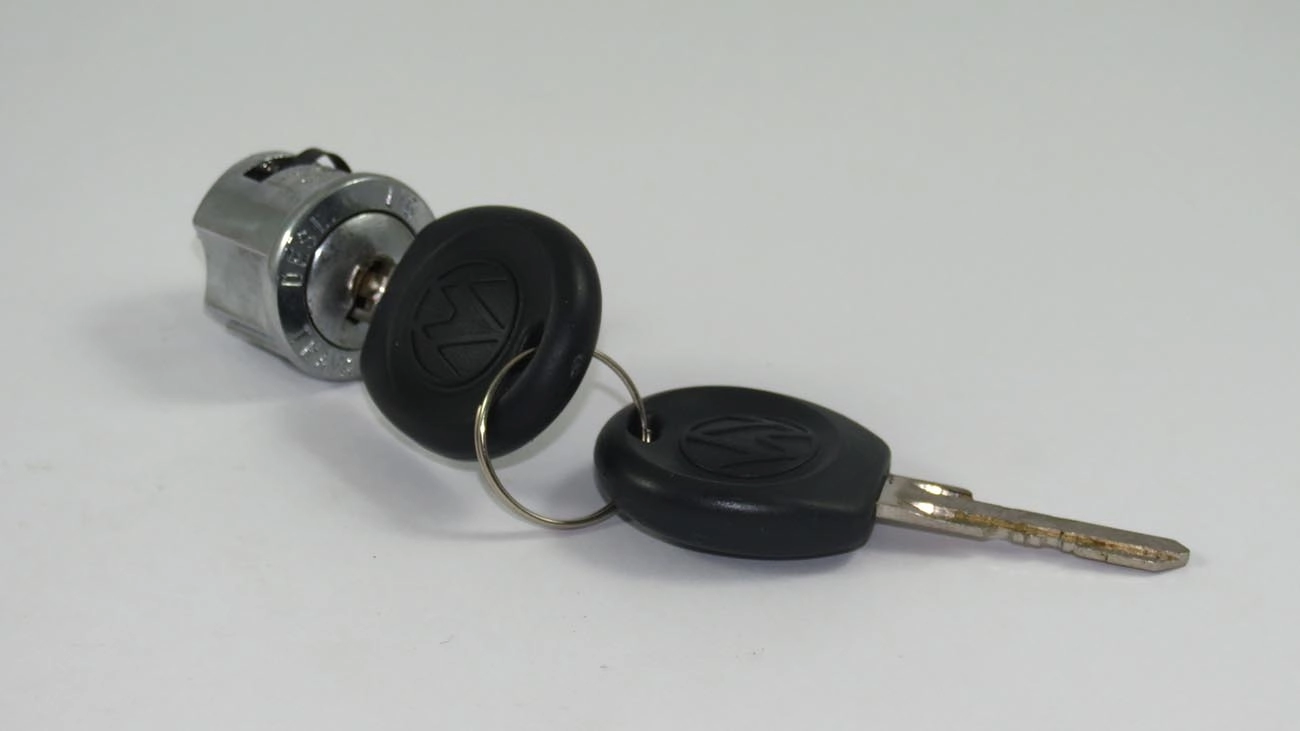 CILINDRO IGNICAO VW KOMBI KLIPPER 80/ - 1 PINO C/MOLA
