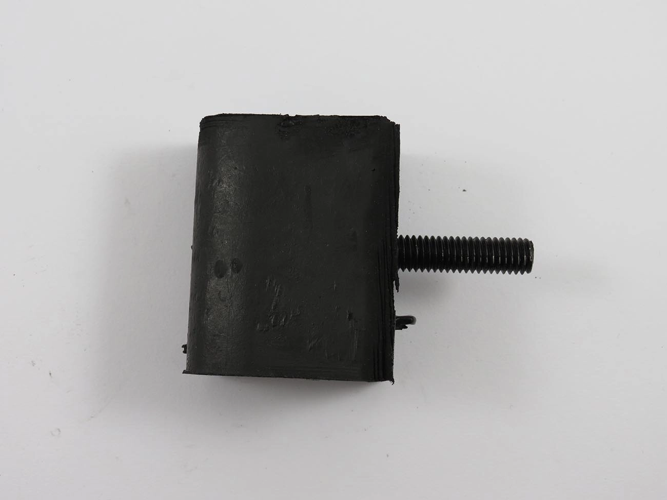 BATENTE SUSPENSÃO SUPERIOR DIANTEIRA SUSPENSAO FORD F-100/350/400/1000/2000 /92 F-4000 /98 DIANTEIRO