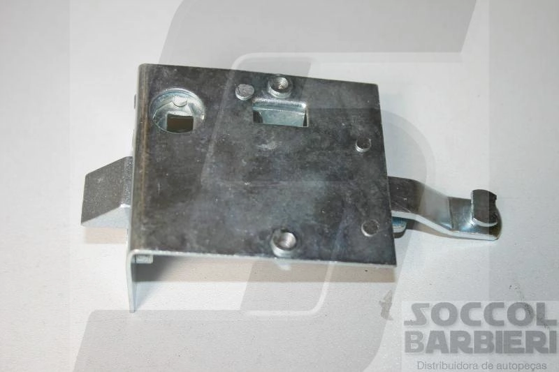 FECHADURA PORTA TOYOTA BANDEIRANTE /84 - DIREITA