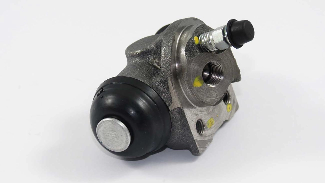 CILINDRO RODA TRASEIRA DIREITA RENAULT CLIO 96/99 - 19 92/98 - 22MM - VARGA
