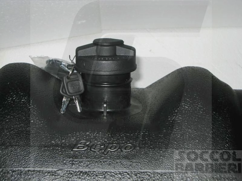 TANQUE 150 LITROS RETANGULAR ORIGINAL PLÁSTICO MB 709/912 PLASTICO P/BOIA C/ENCAIXE