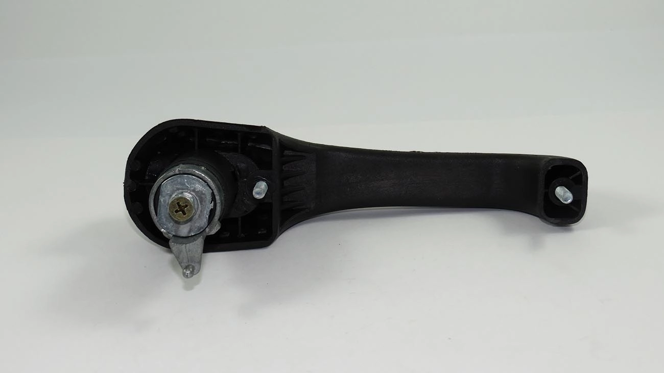 MACANETA EXTERNA FIAT UNO/PREMIO/ELBA 96/ 4 PTS DIANTEIRA - FIORINO 96/ - DIREITA