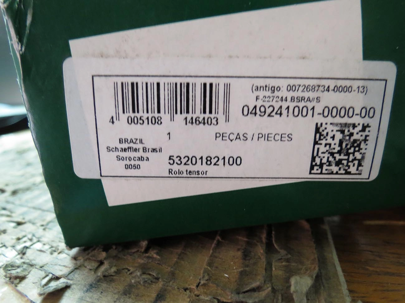 POLIA AUXILIAR CORREIA DO COMANDO VW GOL/PARATI 1.0 16V 97/ AT/MI -  8.30X56.00X26.20MM
