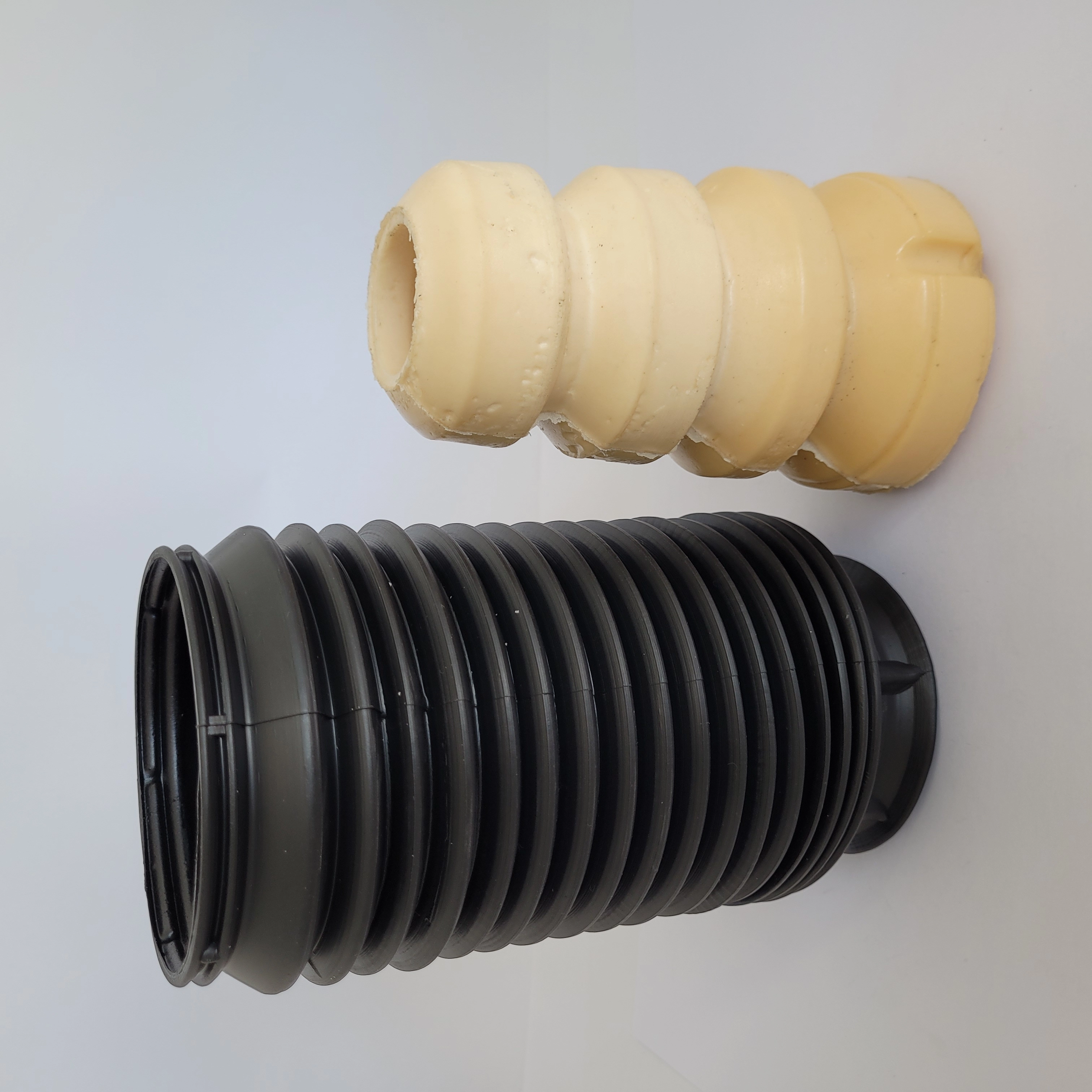 KIT AMORTECEDOR DIANTEIRO RENAULT MASTER 2013/ - BATENTE E COIFA