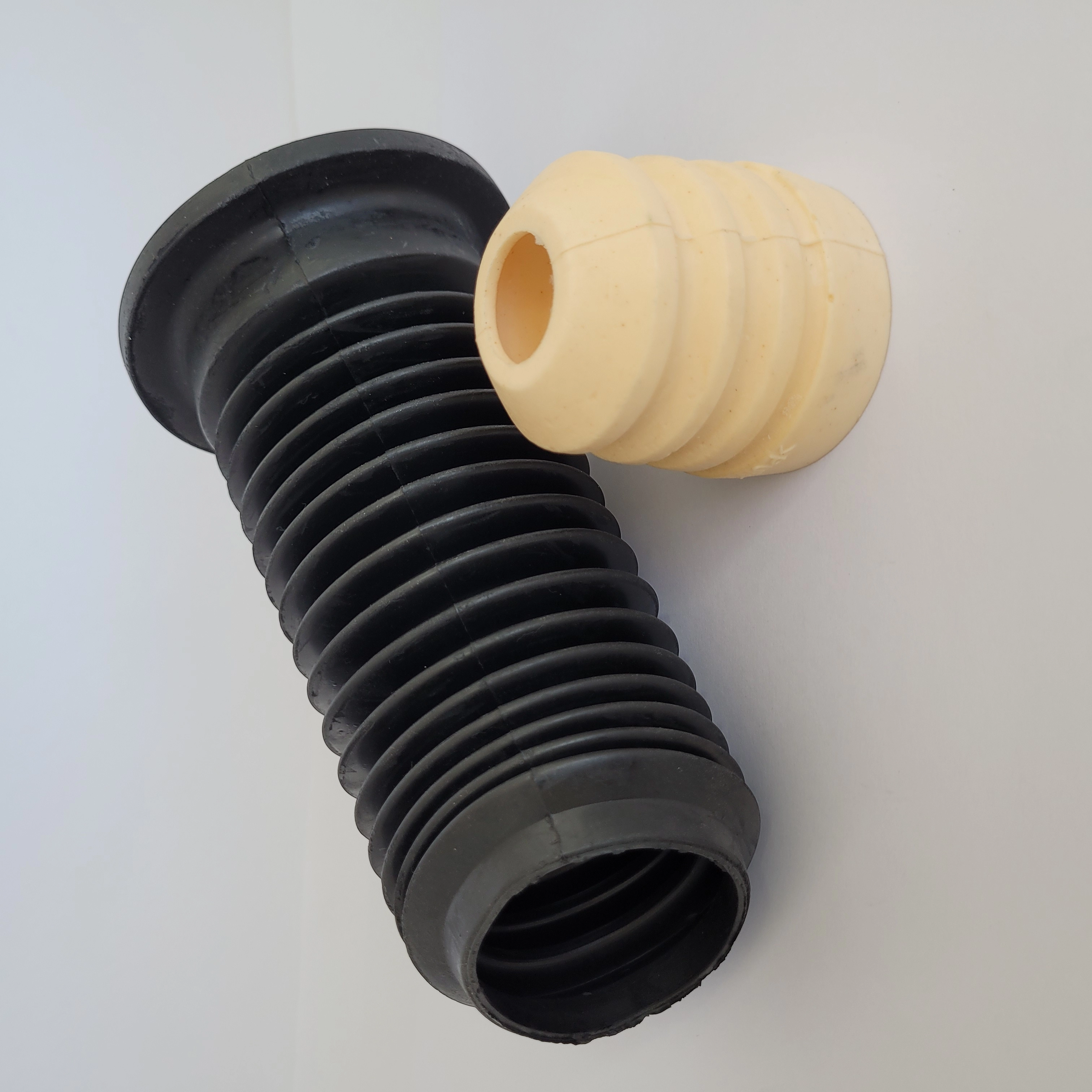 KIT AMORTECEDOR DIANTEIRO FORD NOVA ECOSPORT 12/ - BATENTE E COIFA