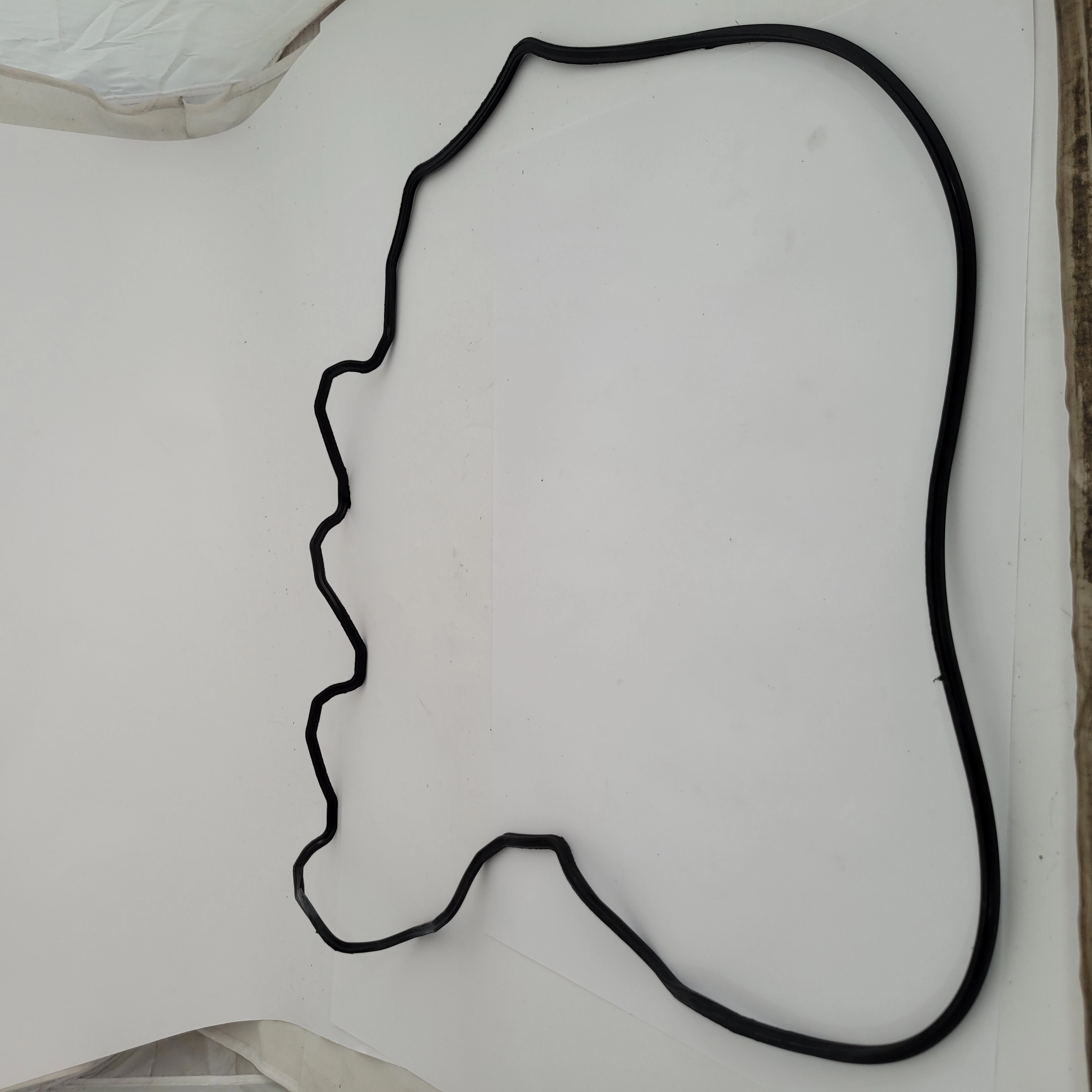JUNTA TAMPA VALVULAS FORD F-250/F-350/F-4000 98/06 - GM SILVERADO 97/01 - 6 CILINDROS MWM SPRINT