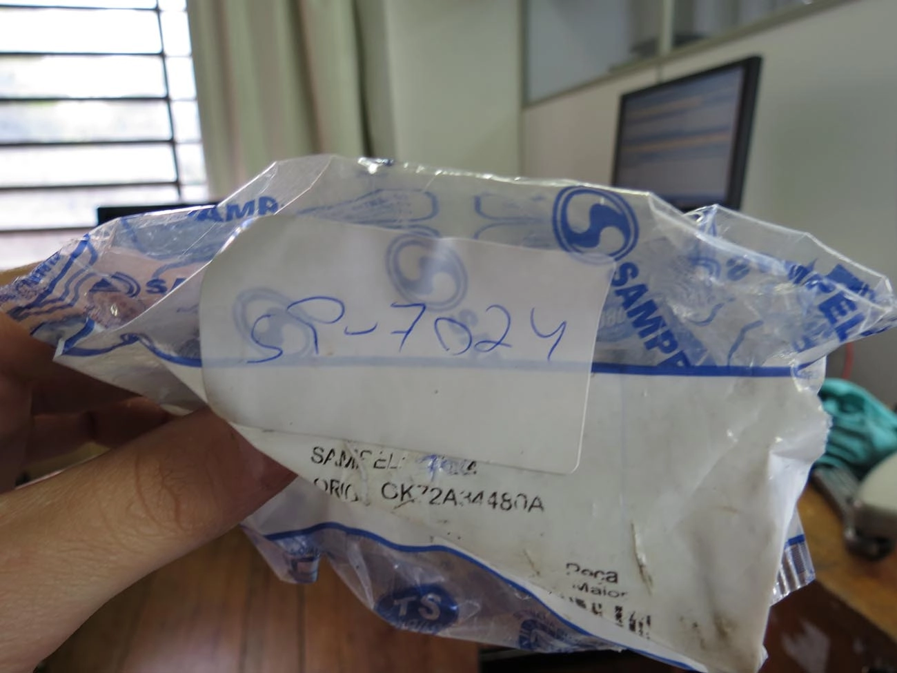 BUCHA DA BANDEJA INFERIOR KIA BESTA GS 98/ - SUSPENSÃO DIANTEIRA BUCHA MAIOR