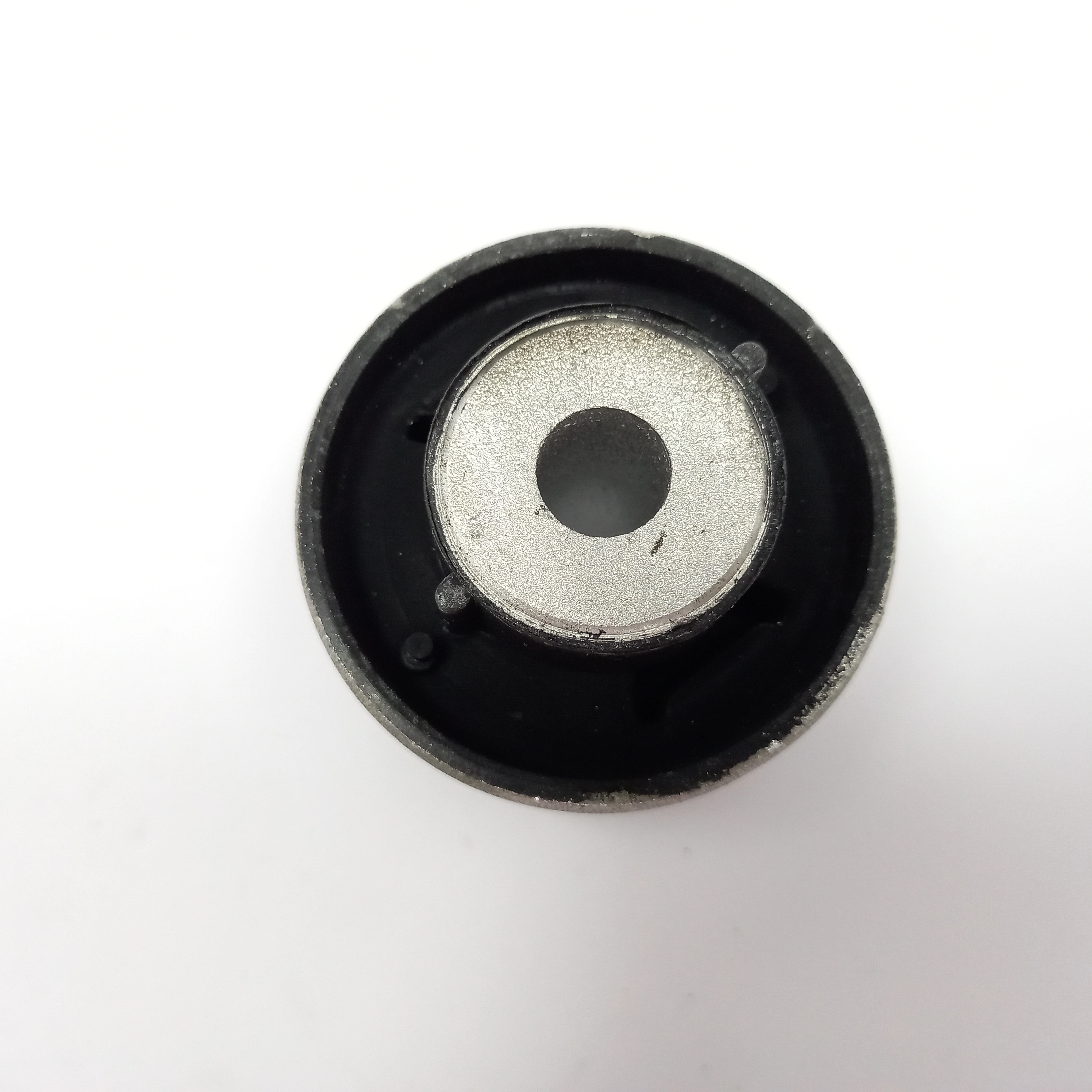 BUCHA DO EIXO TRASEIRO VW FUSCA 2013/2016 - JETTA 2011/2015 - SUSPENSAO TRASEIRA