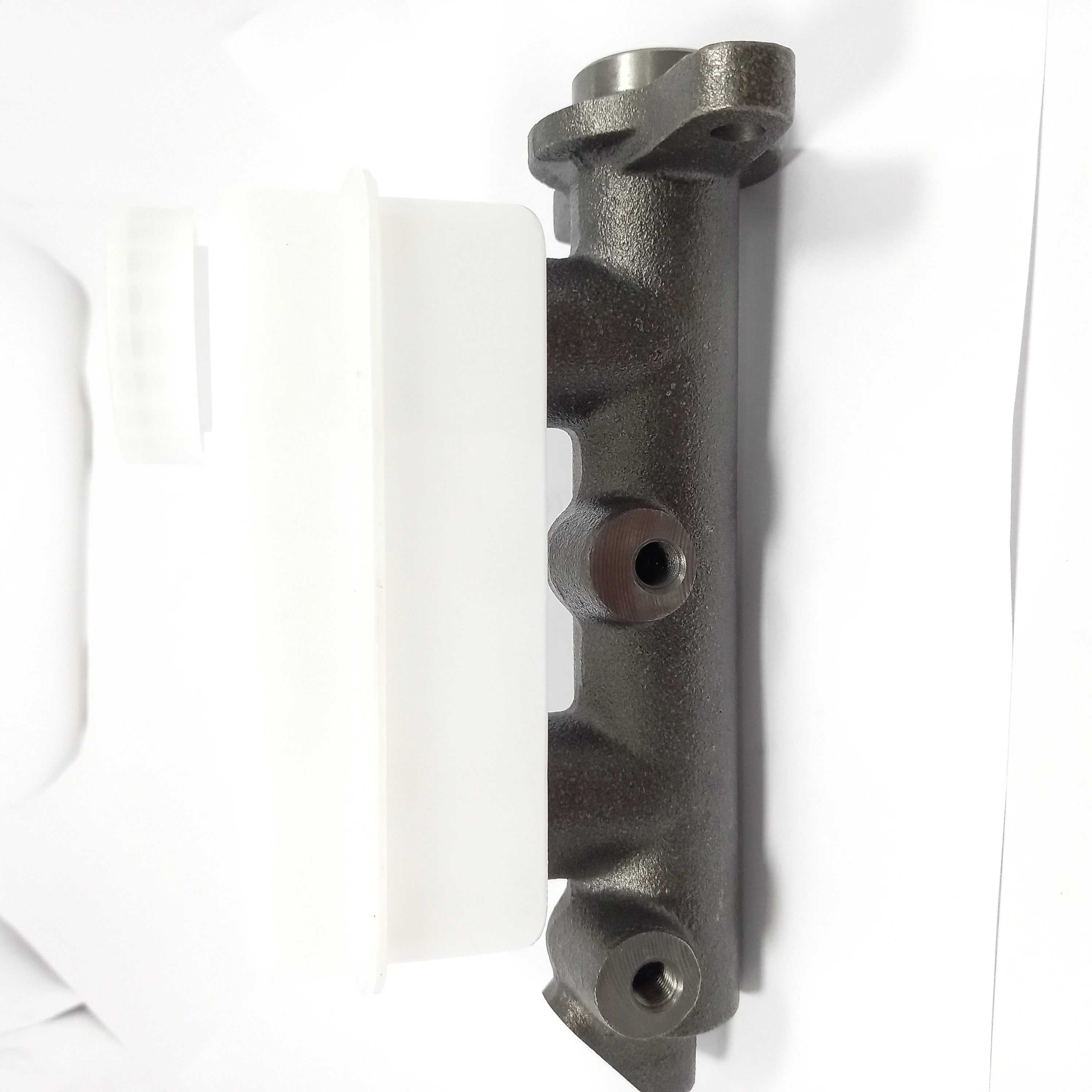 CILINDRO MESTRE FREIO DUPLO COM RESERVATORIO GM A/C/D-10/14/15 79/84 - VERANEIO 79/88 - 25.40MM