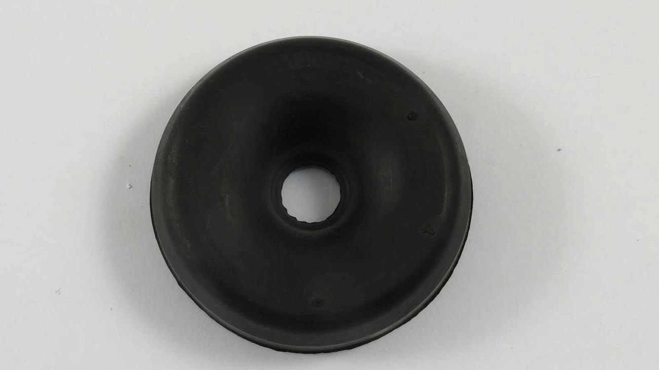 TAPA-PÓ CILINDRO RODA DIANTEIRO TAPA-PO MB 321/1113 DIANT. VW 6.80/6.90/7.110