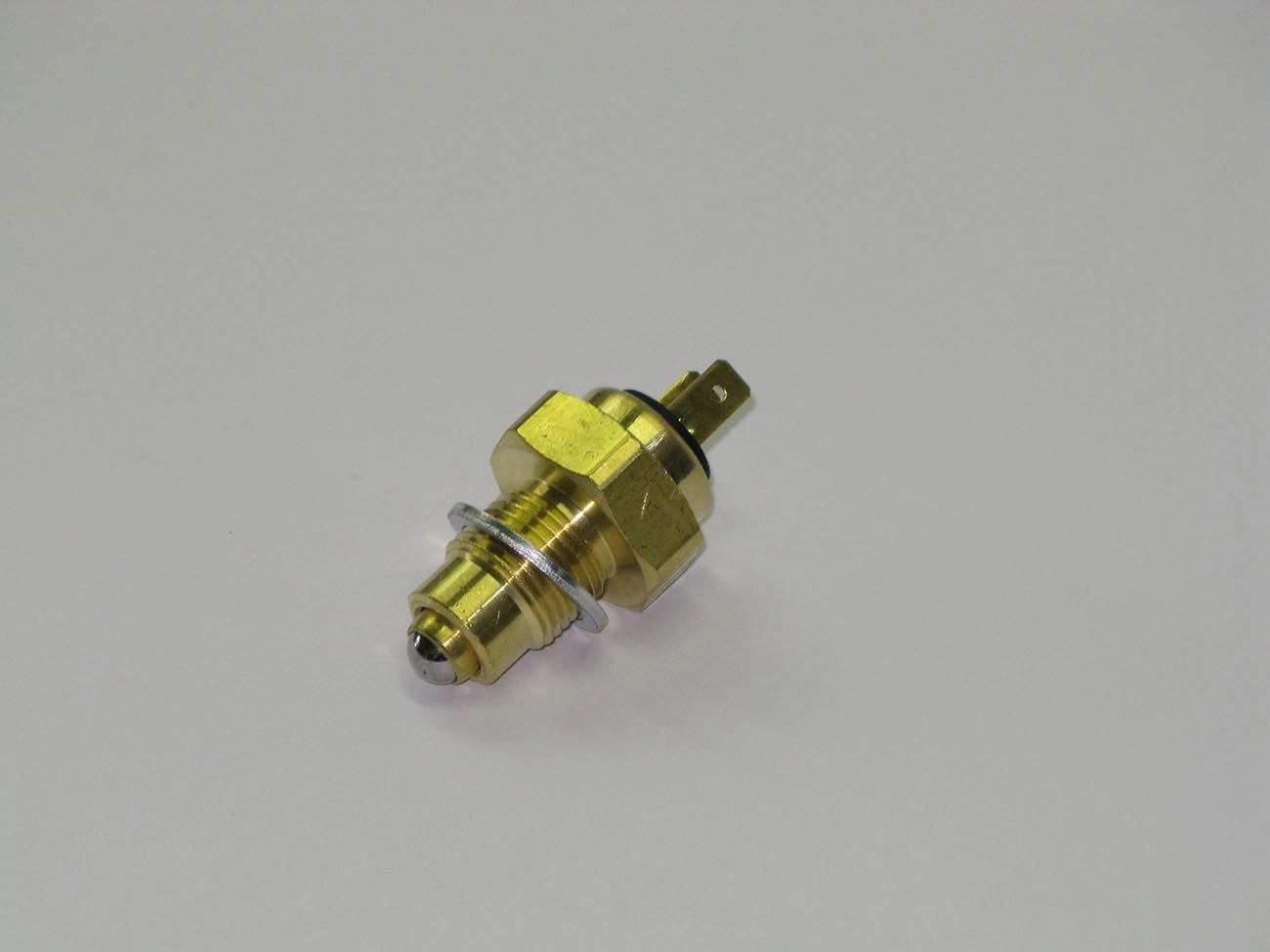 INTERRUPTOR DE LUZ DE RE - TOYOTA BANDEIRANTE - 94/