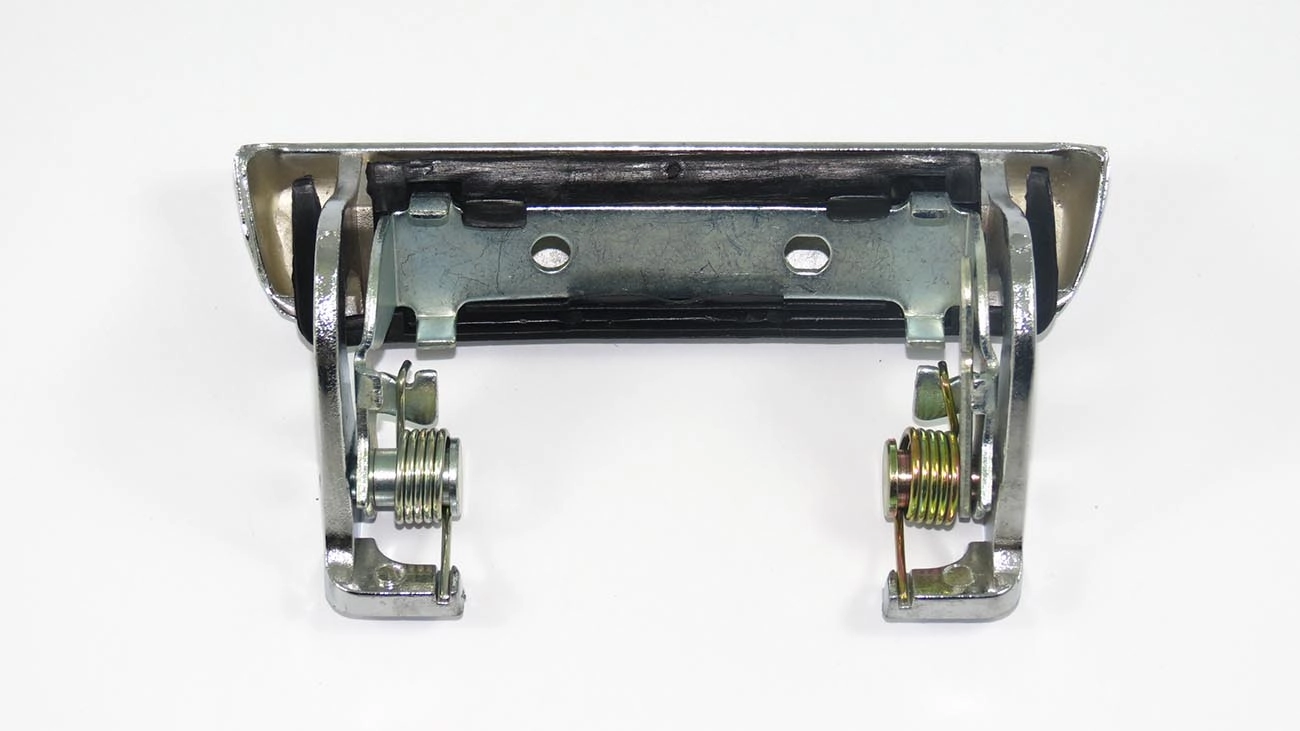 MACANETA EXTERNA FORD CORCEL/BELINA II/DEL REY CROMADA ESQUERDA