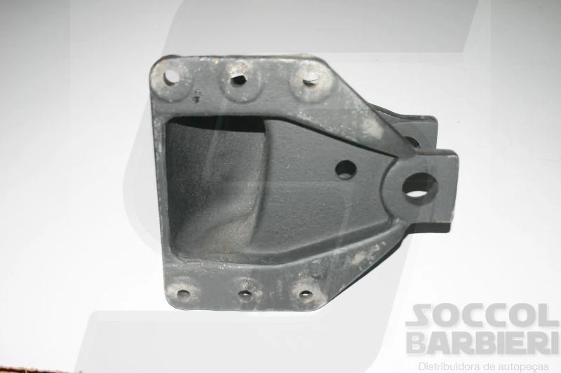 SUPORTE MOLA GM A/C/D-60 77/84 - TRASEIRA - PARTE DIANTEIRA DIREITA
