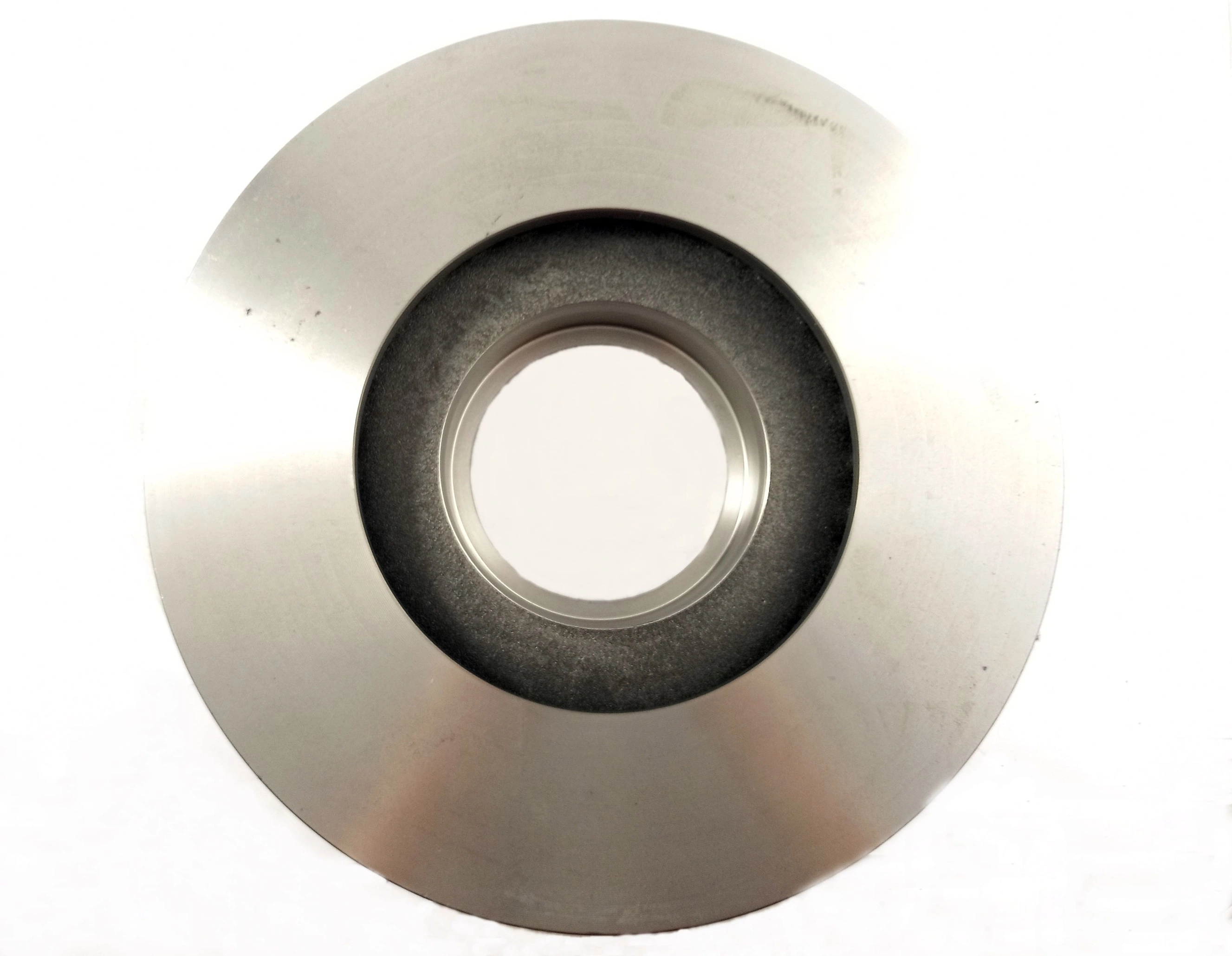 DISCO DE FREIO TRASEIRO MB ACCELO 915C 2003/ - 815 /1016 2011/ - VENTILADO 335MM 8 FUROS