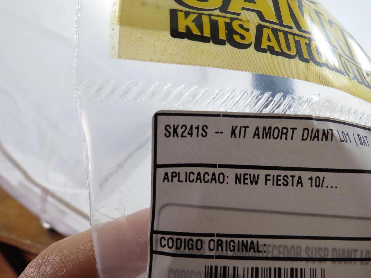 KIT AMORTECEDOR DIANTEIRO FORD NEW FIESTA 11/19 - KA 14/ - BATENTE E COIFA